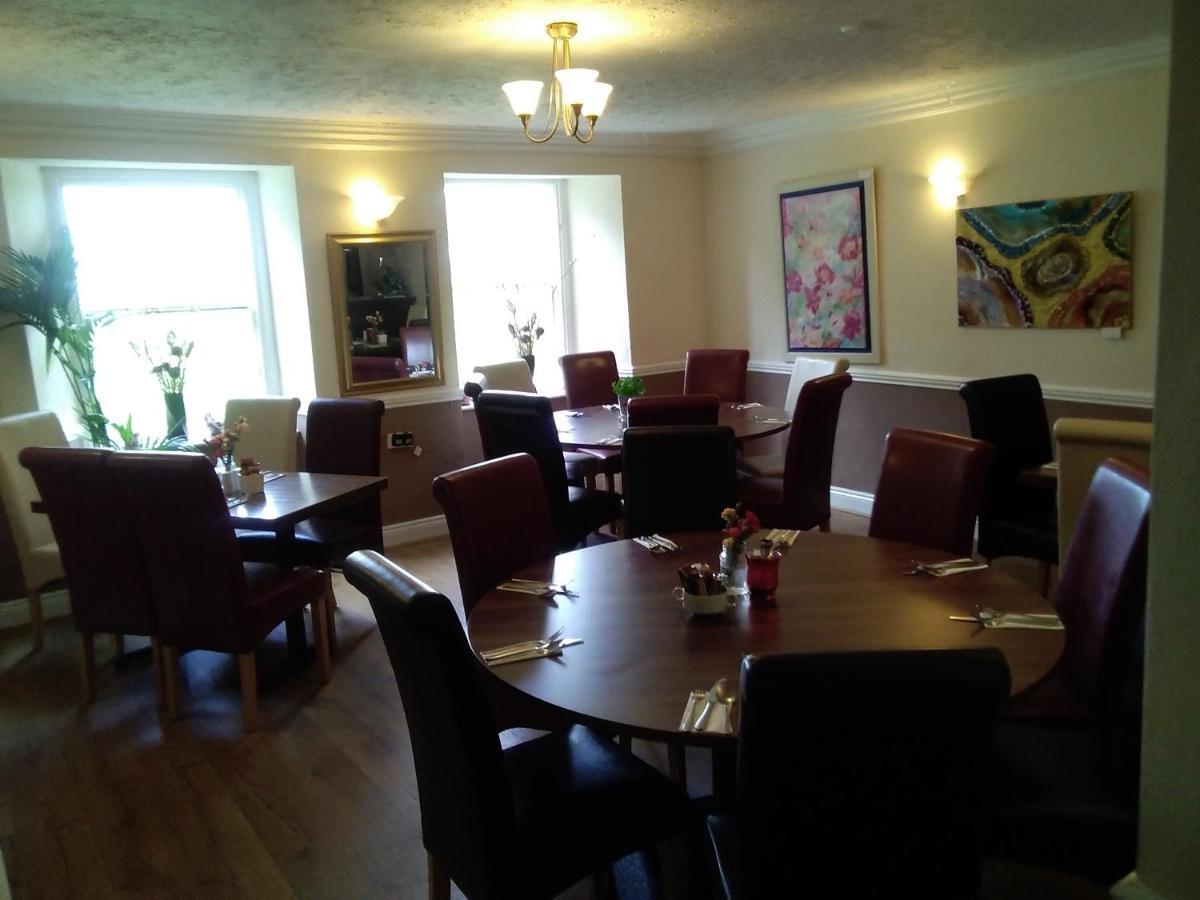 The Pack O' Cards Hotel Combe Martin Exterior photo